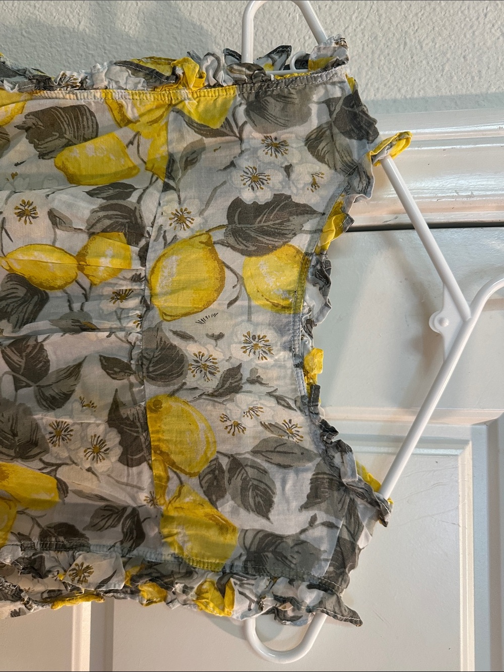 Ann Taylor Yellow Lemon Print Ruffle Camisole - Picture 4 of 5